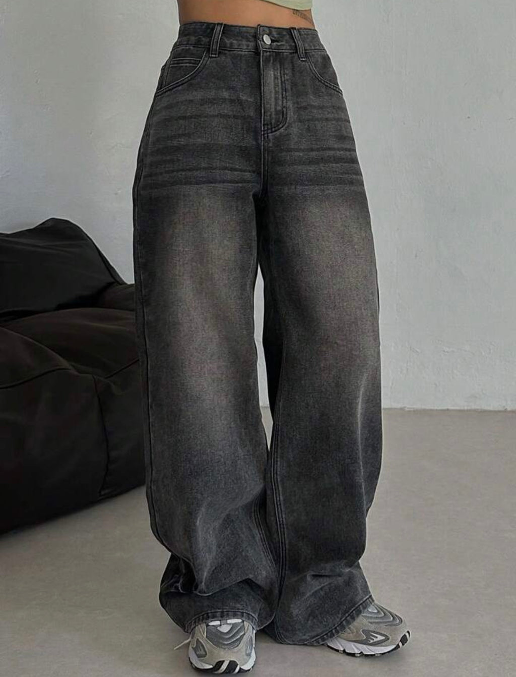 “ACID WASHED” baggy jeans