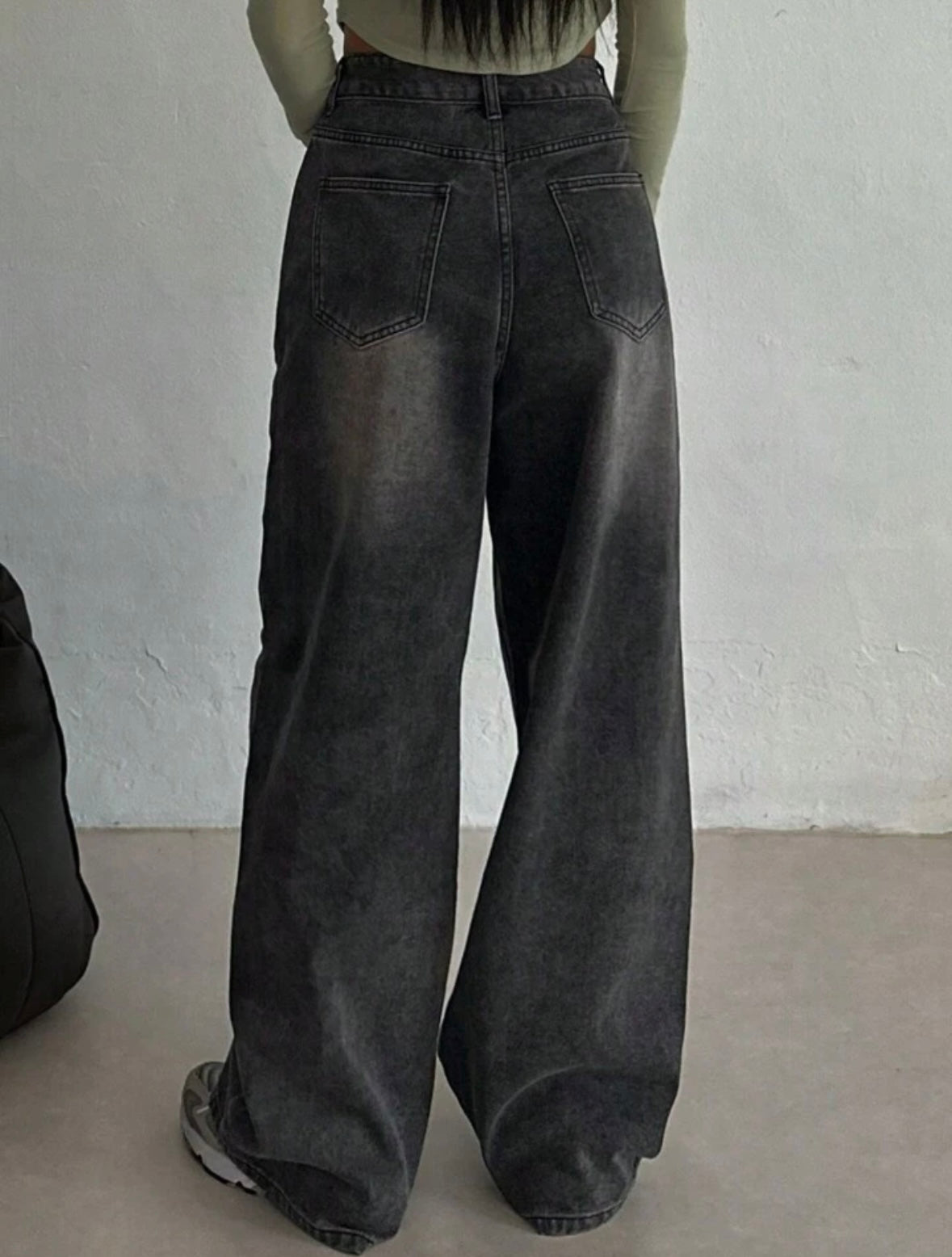 “ACID WASHED” baggy jeans